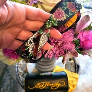 RARE!!!! ED HARDY SUNGLASSES PRISTINE CONDITION RETIRED COLLECTOR'S DREAM FIND!